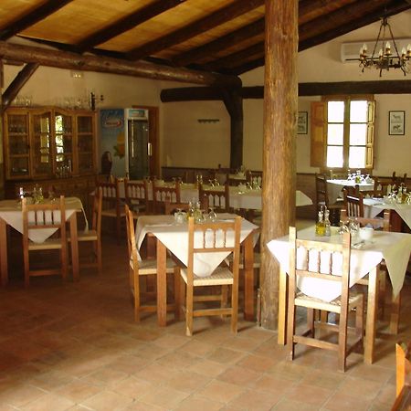 Camping Rural Llanos De Arance Coto Rios Eksteriør bilde