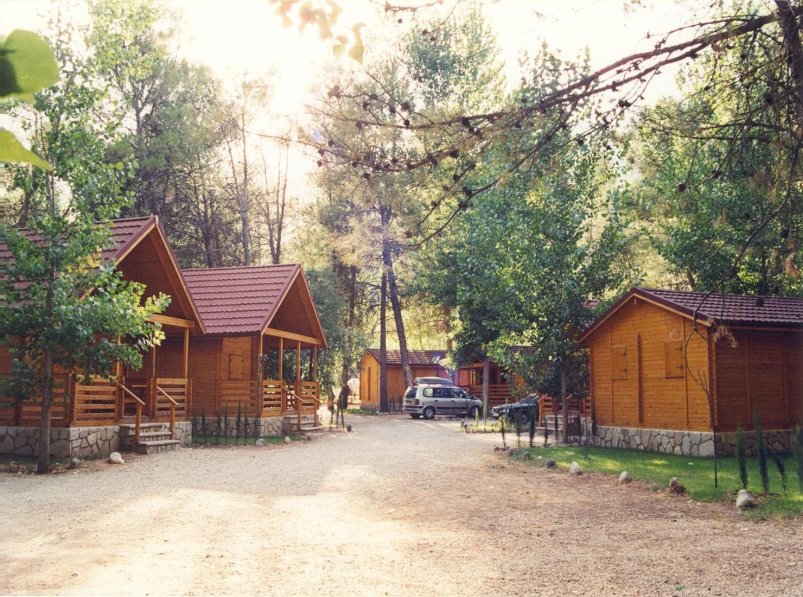 Camping Rural Llanos De Arance Coto Rios Eksteriør bilde