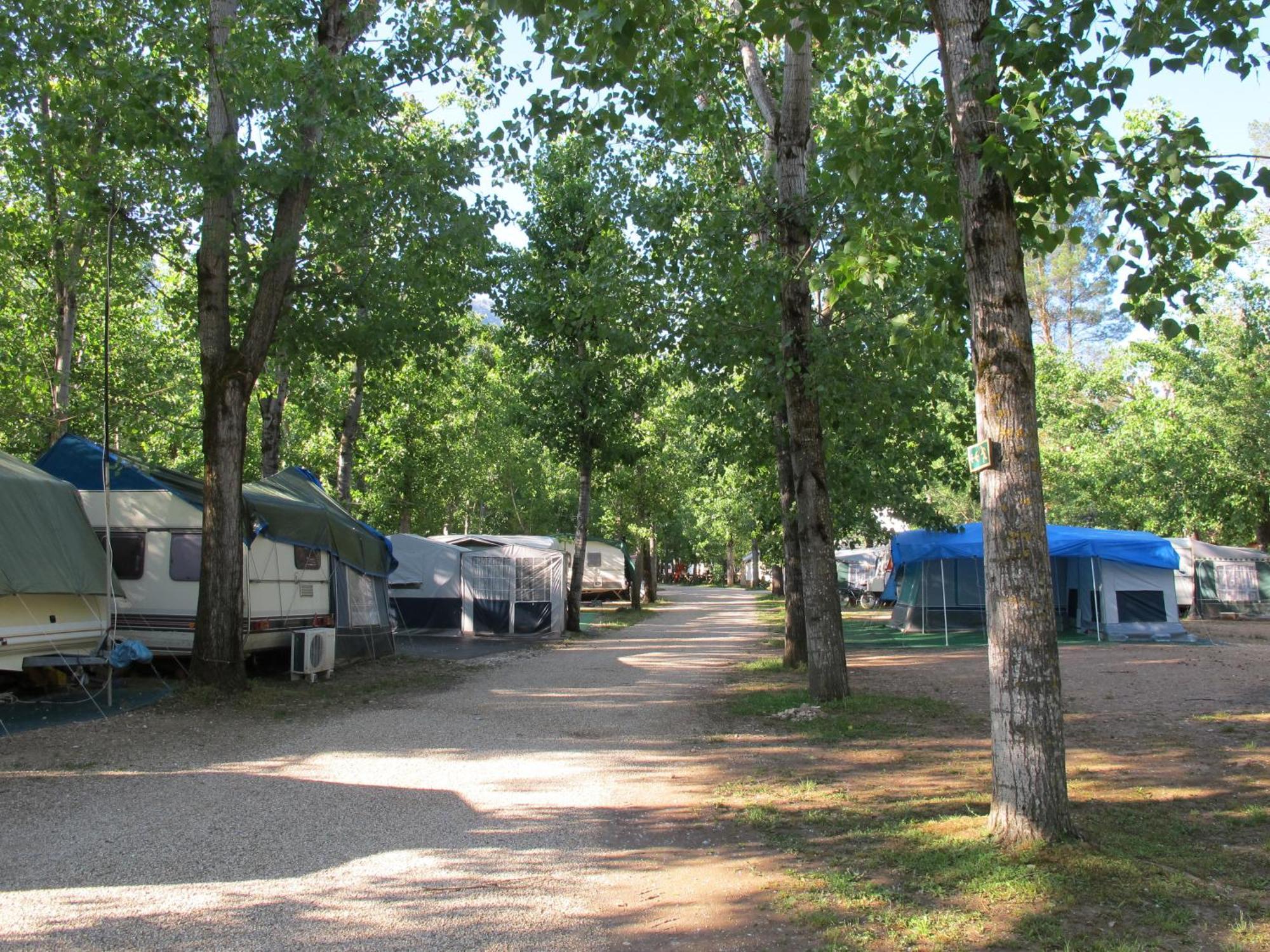 Camping Rural Llanos De Arance Coto Rios Eksteriør bilde