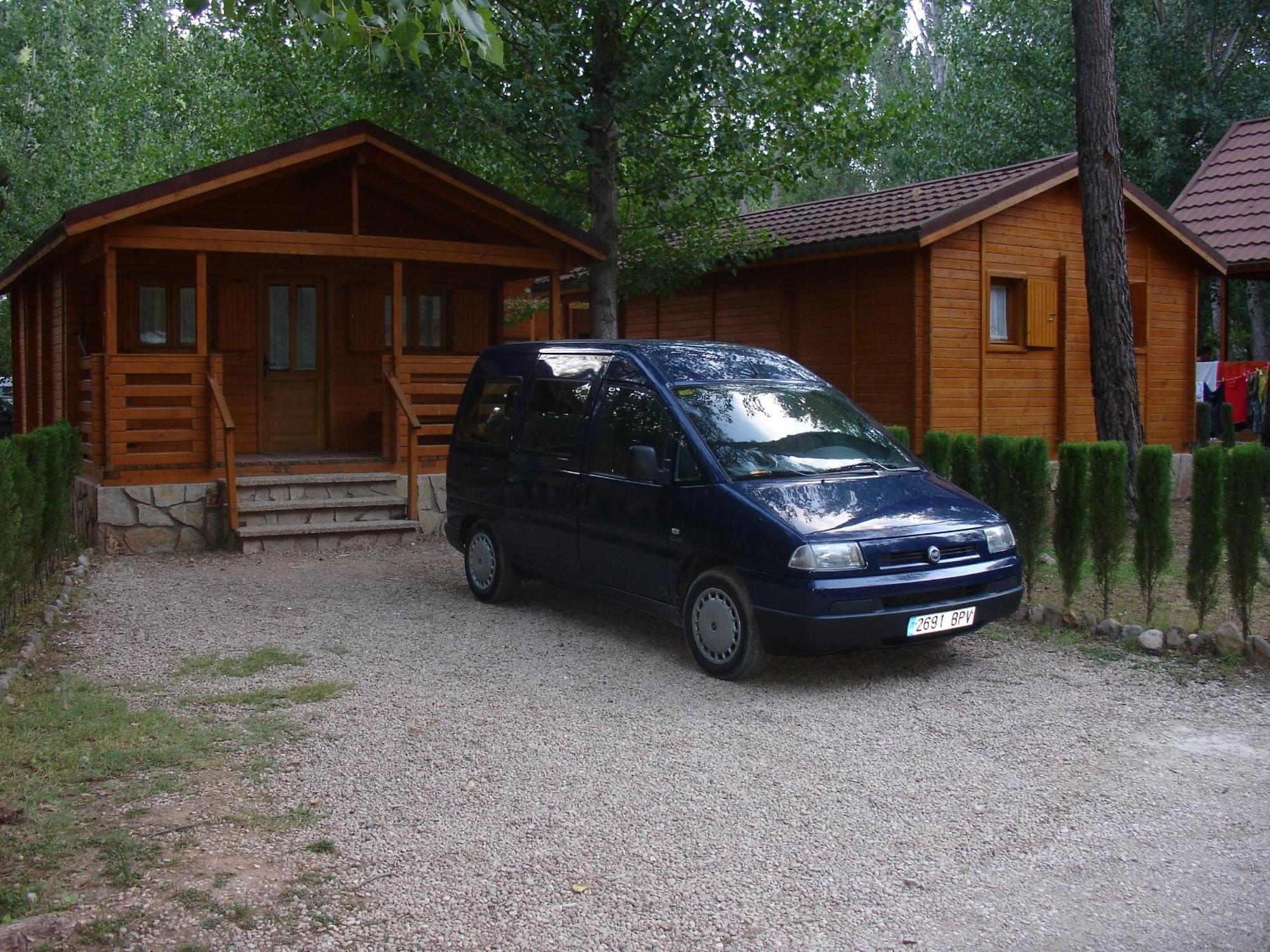 Camping Rural Llanos De Arance Coto Rios Eksteriør bilde